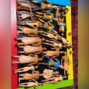 Disney Pocahontas Toy Figure Bundle – Large Mixed Lot
